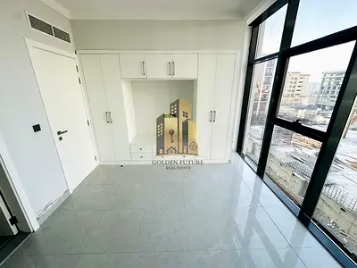 Luxury Flat-school zone-Coverd parking - Family Residence