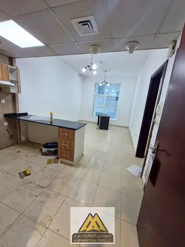 One bedroom and living room for annual rent in City Tower | Two bathrooms | No parking | Security d