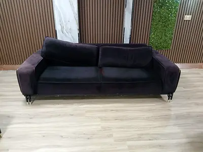 3-+1+1 seater black velvet sofa in good condition
