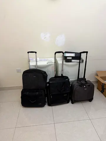 Lot of 3 wheeled carry-on laptop bags / roller briefcases - good condition
