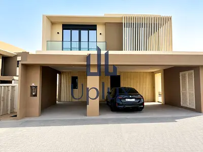 Spacious Layout | Single Row | Ready to Move