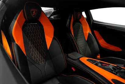 2024 Lamborghini REVUELTO photo 8