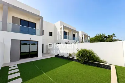 2 Bedrooms Townhouse | The Cedars | Ready to Move