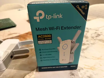 TP-Link AC2600 Dual Band Mesh Wi‑Fi Extender (RE650) - New in Box