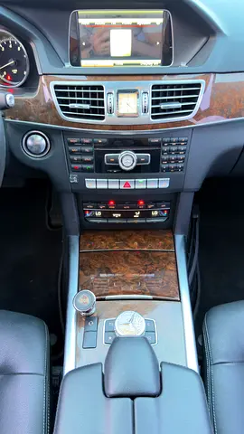 2014 Mercedes-BENZ E-CLASS photo 13