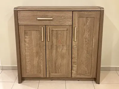 Wooden shoe rack