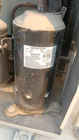 Air conditioning mechanic
