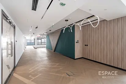 Vacant | Luxury Fit Out | Prime Location