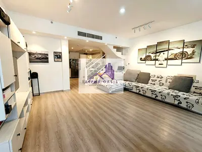 DUPLEX/FULLU FURNISHED/2 BATH/ PRIME LOCATION