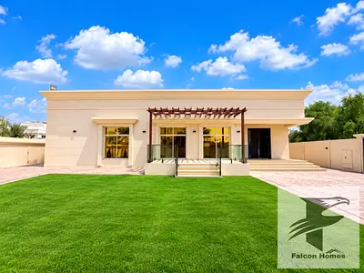 Single Story | Spacious 4BR Villa with Garden Area