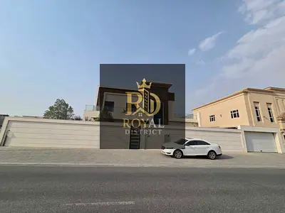 DISTRESS DEAL | HUGE VILLA | 5 BEDROOMS + MAID'S ROOM | LUXURY FINISHES | STYLISH LAYOUT | MODERN DESIGN | PRIME LOCATION