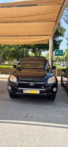2010 Toyota RAV 4 — фото 2