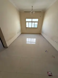 Master bedroom and living room behind Thimar Al-Bahr Restaurant and Thikrayat Cafe
