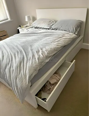 Ikea malm bed with ikea mattress king size like new Excellent condition