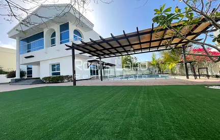 Independent Villa | Coastal Living | Private Pool