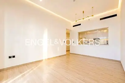 Unfurnished | Spacious Layout | High floor