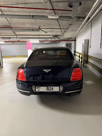 2010 Bentley FLYING SPUR 照片 3