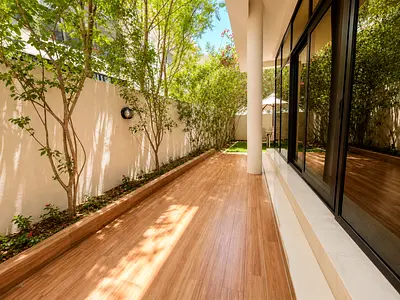 Fully Furnished | Clean & Luxury | Private Garden