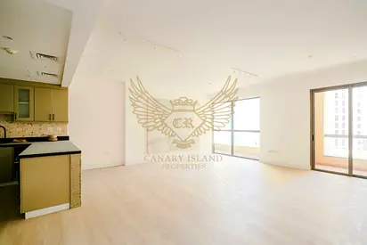 UPGRADED | VACANT | JBR