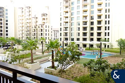 Unfurnished | Vacant | Fully Equipped | 1 Chq