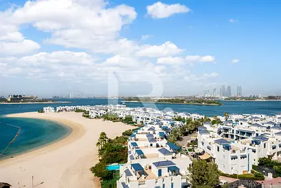 Fully Upgraded | Burj Al Arab & Sea View | Vacant