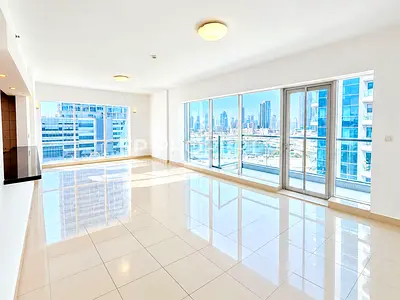 Vacant | 2 Master Bedrooms | Huge Layout
