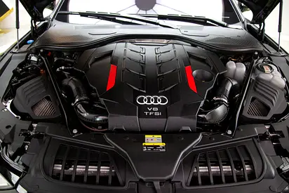 2023 AUDI S8 photo 8