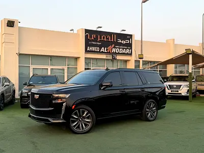 (2023) CADILLAC ESCALADE //PLATINUM LUXURY// GCC LOW MILEAGE - UNDER WARRANTY-