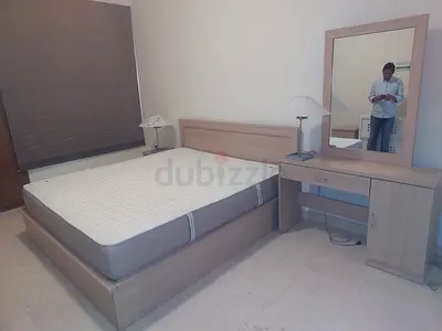 Bed full set -Wood Finish Bedroom Set with Bed Frame and Dressing Table