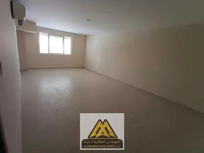 طابق تجاري كامل | 4 مكاتب | بناية أول ساكن | مساحة قابل للتعديل | الجرف الصناعية 3 – عجمان | دفع ميسر