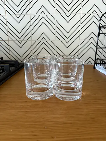 Set of 4 clear short drinking glasses (whiskey/rocks) - brand new condition