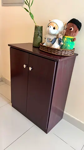 Shoe rack / cabinet/cupboards