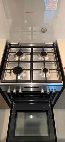 Siemens Top Gas Electric Oven 60cm
