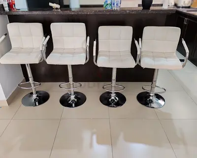 Set of 4 White Faux Leather Swivel Bar Stools Danube home
