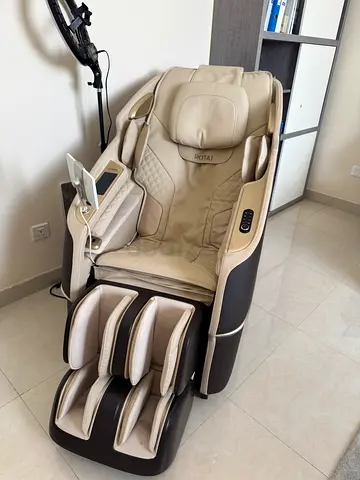 ROTAI A68 Deluxe Multi-function Massage Chair