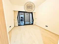 LUXURY BIGGEST// STUDIO WITH/// TERRACE