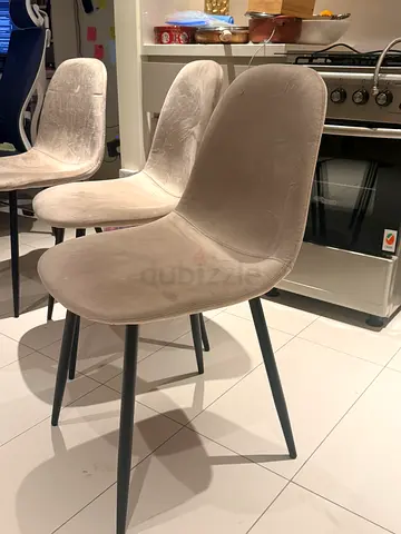 Set of 4 modern velvet dining chairs with metal legs - light beige