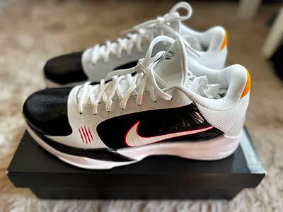Kobe 5 Protro Bruce Lee Alternate