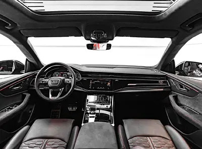 2025 AUDI RS Q8 photo 5