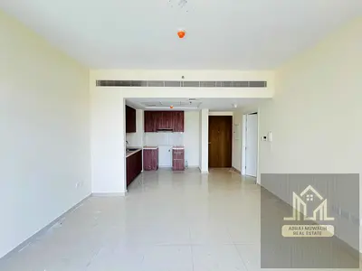 Modern Design 1BR Laundry Area Gym Pool Parking Lavish Community