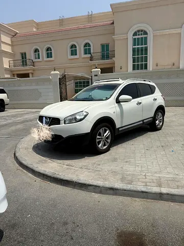 2013 Nissan QASHQAI photo 1