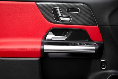 صورة 14 لـ 2021 Mercedes-BENZ GLA