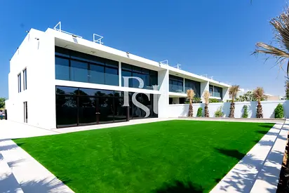 Landscape Garden | High Ceiling | Ready To Move