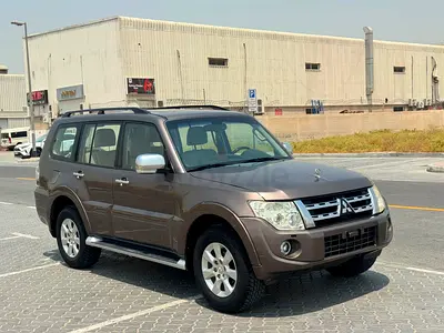 MITSUBISHI PAJERO  GCC 2014 FULL OPTION
