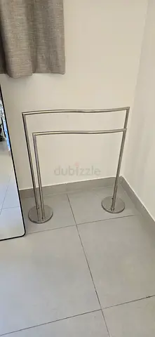 Towel rack