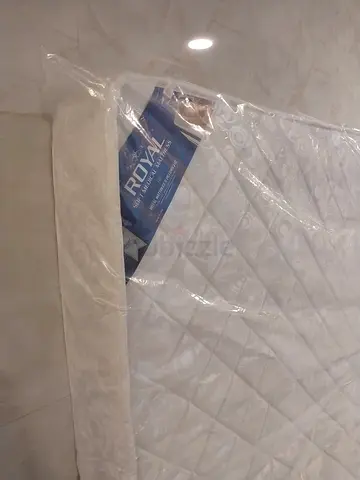 Single/Double mattress - unused, still wrapped (Royal)