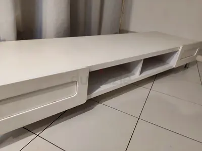 TV Cabinet - Off White & Low.
