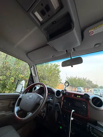 صورة 9 لـ 2015 Toyota LAND CRUISER 70 SERIES
