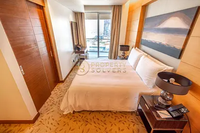 Luxury Living | Upgraded Furnished | Mall Access