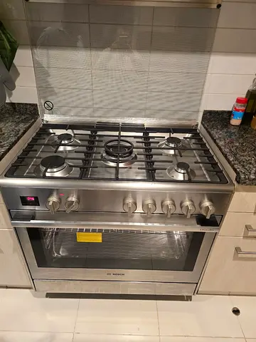 Bosch series 8 Top Gas/Electric oven 90cm